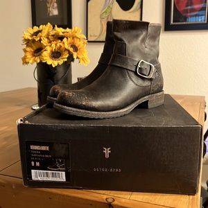 Frye Booties Never Worn Black size 9